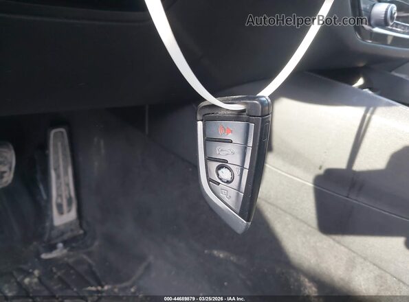 WBAJE7C56JWD52813 2018 BMW 5 SERIES Black Vista del salpicadero