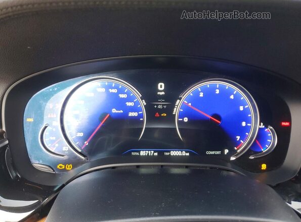 WBAJE7C58JWD49783 2018 BMW 5 SERIES Black Widok zestawu wskaźników