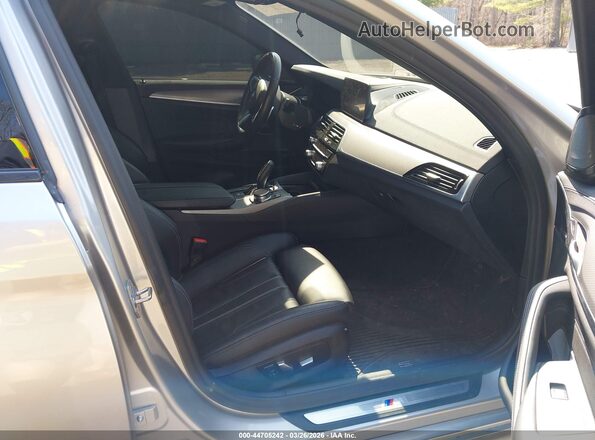 WBAJS3C01LCD35072 2020 BMW 5 SERIES Silver Սալոնի դիմացի տեսք