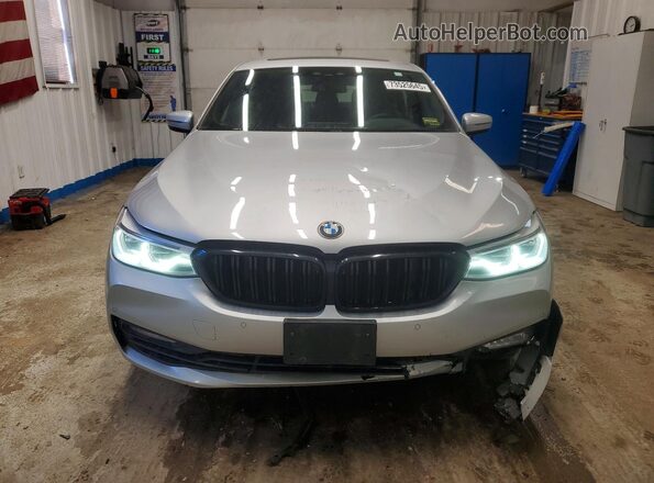 WBAJV6C54JBK07638 2018 BMW 6 SERIES Silver Front view
