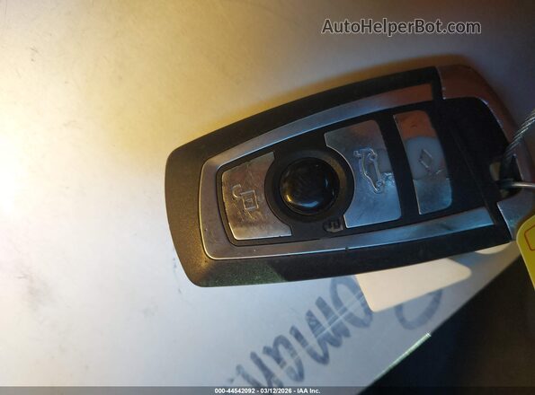 WBS1H9C52HV786545 2017 BMW M2 Light Blue Widok deski rozdzielczej