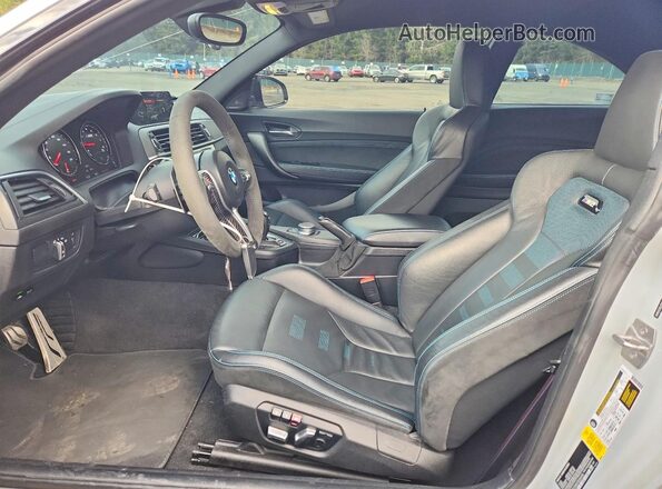 WBS2U7C54K7D32476 2019 BMW M2 Silver წინა სალონის ხედი