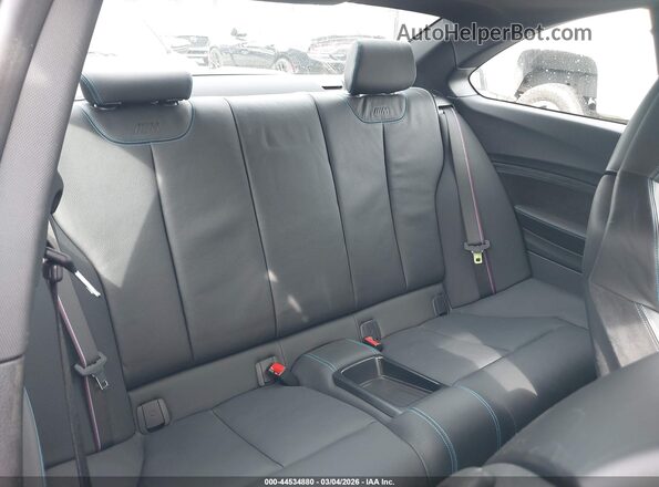 WBS2U7C59K7D09484 2019 BMW M2 Silver Vista de la etiqueta del VIN