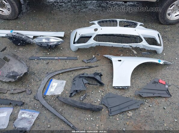WBS2U7C59K7D09484 2019 BMW M2 Silver Vista del cuadro de instrumentos
