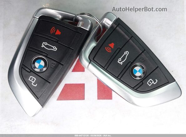 WBS33AY09MFL38409 2021 BMW M3 Gray Dashboard view
