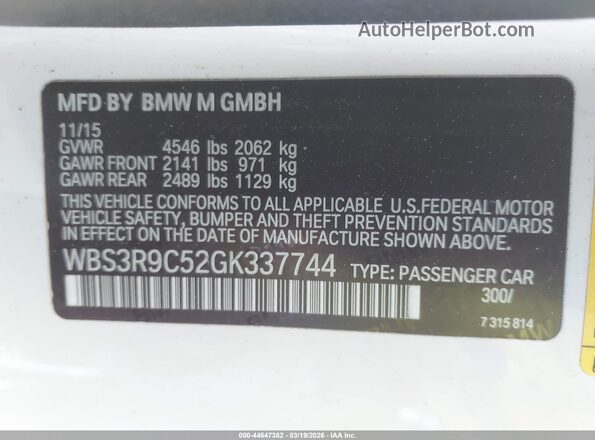 WBS3R9C52GK337744 2016 BMW M4 White Vista del compartimento del motor