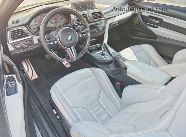 WBS3R9C54GK338801 2016 BMW M4 Зеленый Вид панели приборов