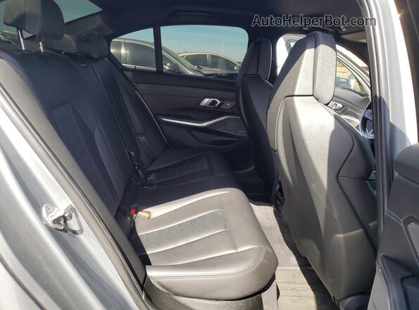 WBS53AY00NFM59100 2022 BMW M3 Silver Rear seats view