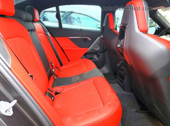 WBS83FK03SCU77056 2025 BMW M5 Black Вид задніх сидінь