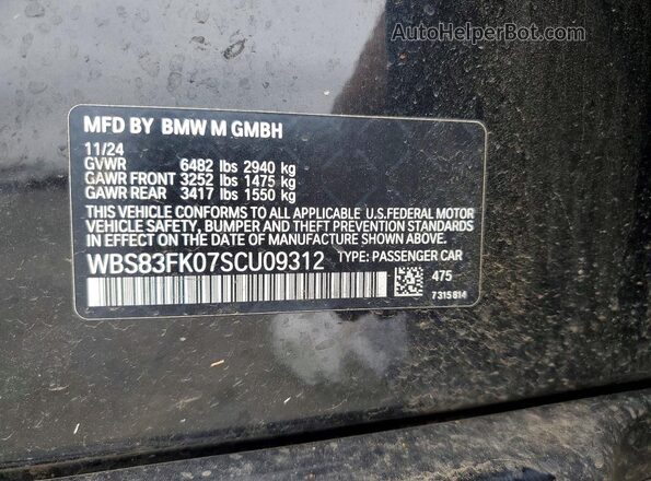 WBS83FK07SCU09312 2025 BMW M5 Black Widok komory silnika