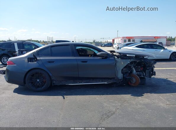 WBS83FK07SCU44450 2025 BMW M5 Черный Вид задней части салона