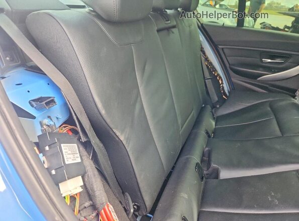 WBS8M9C54J5L71582 2018 BMW M3 Blue Вид задніх сидінь