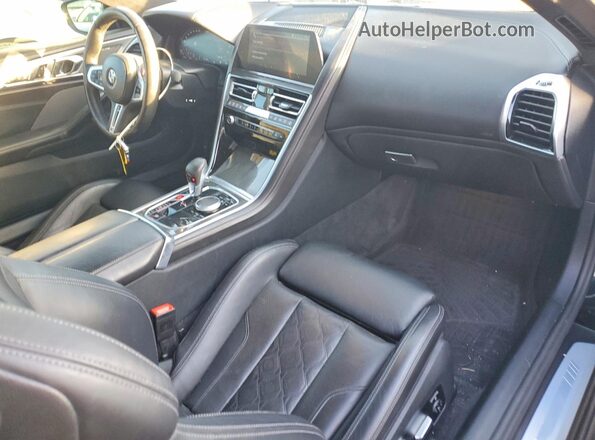 WBSAE0C09LCD34172 2020 BMW M8 Black წინა პანელის ხედი