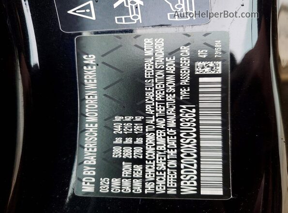 WBSDZ0C04SCV75277 2025 BMW M8 Black Vista de la etiqueta del VIN