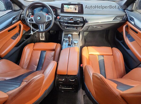 WBSJF0C09LCE72758 2020 BMW M5 Gray Widok deski rozdzielczej