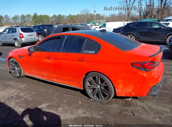 WBSJF0C57JB283411 2018 BMW M5 Оранжевый Панорамный вид салона 360°
