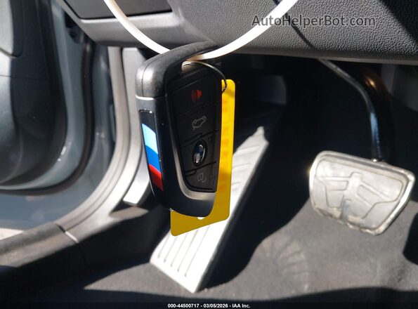 WBX47DP09RN315831 2024 BMW X3 Silver Widok deski rozdzielczej