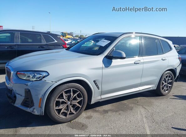 WBX47DP09RN315831 2024 BMW X3 Silver Widok wnętrza 360 stopni