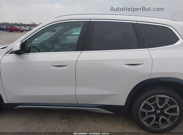 WBX73EF00S5167686 2025 BMW X1 Белый 
