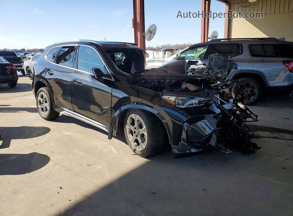 WBX73EF01T5409306 2026 BMW X1 Black Передня права чверть