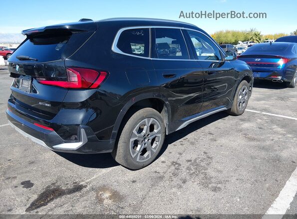 WBX73EF02T5459616 2026 BMW X1 Black Tył prawy