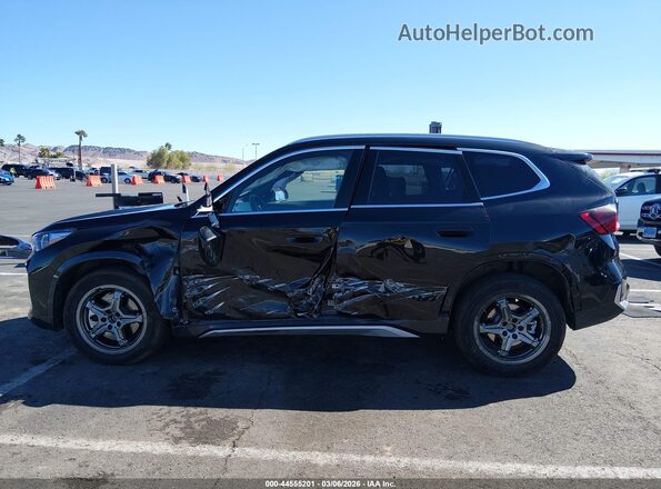 WBX73EF02T5459616 2026 BMW X1 Black Widok wnętrza 360 stopni