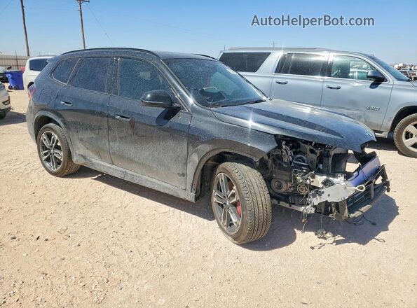 WBX73EF05T5415142 2026 BMW X1 Черный Передняя правая четверть