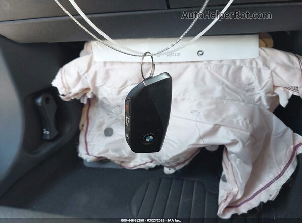 WBX73EF07P5X11401 2023 BMW X1 Black Vista del salpicadero