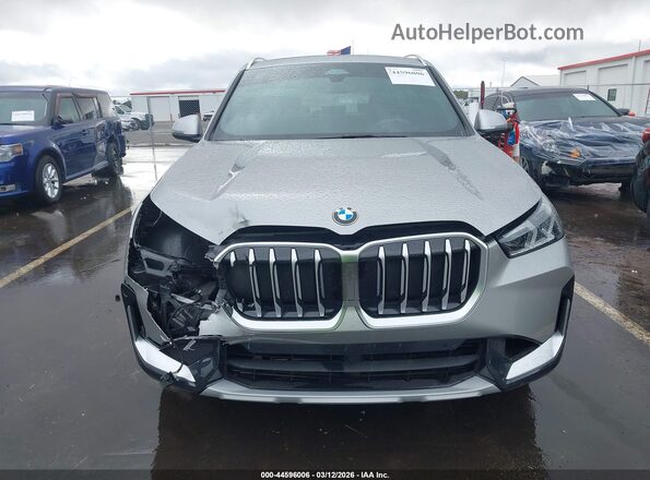 WBX73EF08P5Y24113 2023 BMW X1 Серебряный Вид щитка приборов