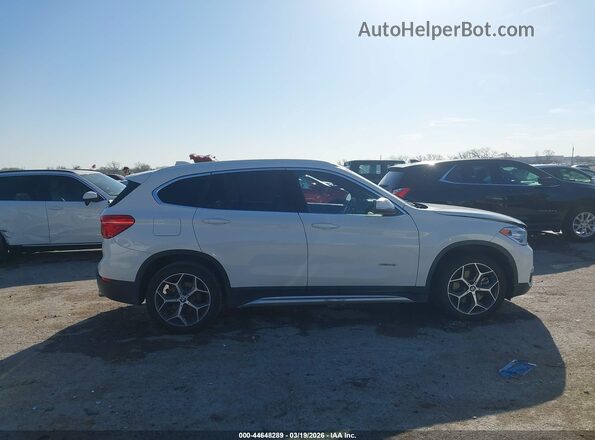 WBXHT3C30J5F92172 2018 BMW X1 White Вид щитка приладів