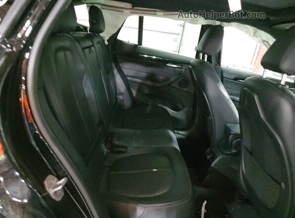 WBXHT3C32GP884450 2016 BMW X1 Черный Вид задних сидений