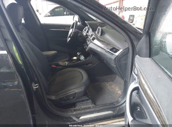 WBXHT3C34H5F77409 2017 BMW X1 Black 