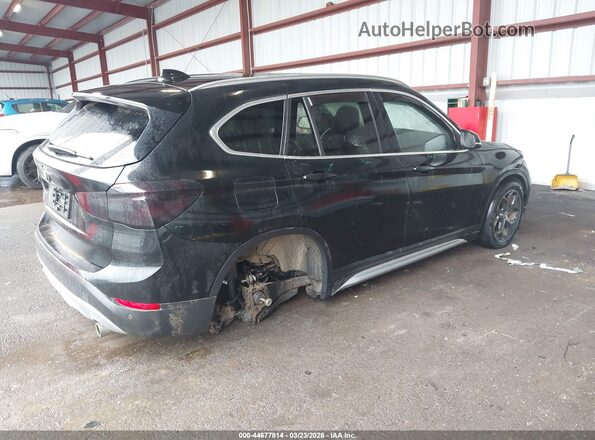 WBXHT3C34H5F77409 2017 BMW X1 Black 