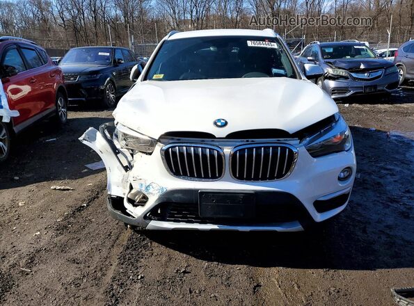 WBXHT3C37J5K30028 2018 BMW X1 White უკანა ხედი