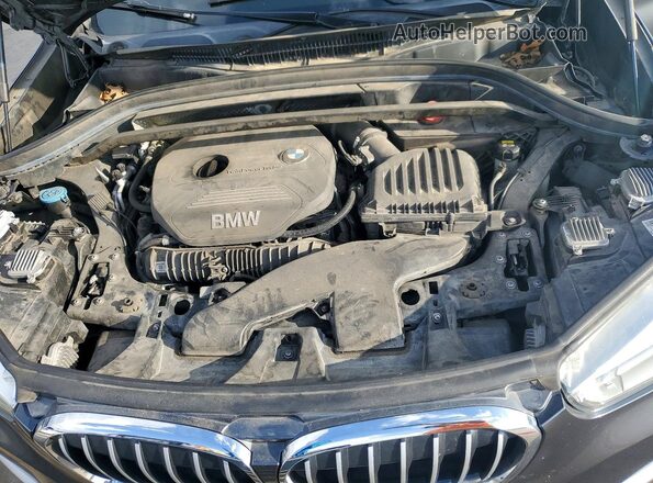 WBXHT3C38G5F66332 2016 BMW X1 Серый Вид задней части салона