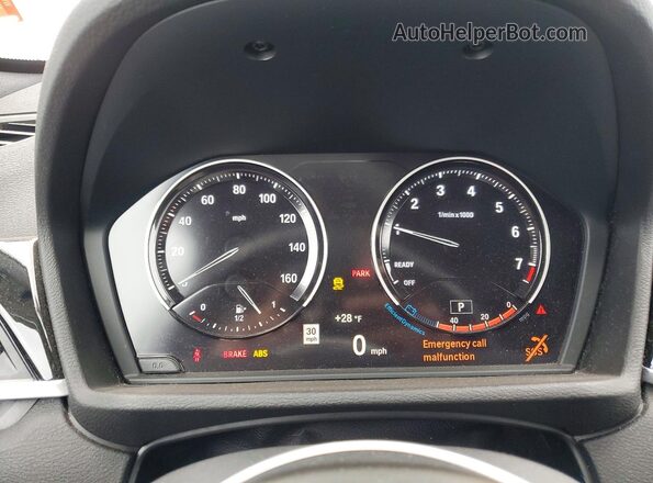 WBXHT3C59K5L35883 2019 BMW X1 White Widok zestawu wskaźników