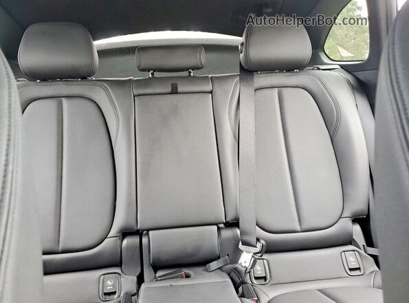 WBXHT3Z34G4A48778 2016 BMW X1 Черный Вид задних сидений