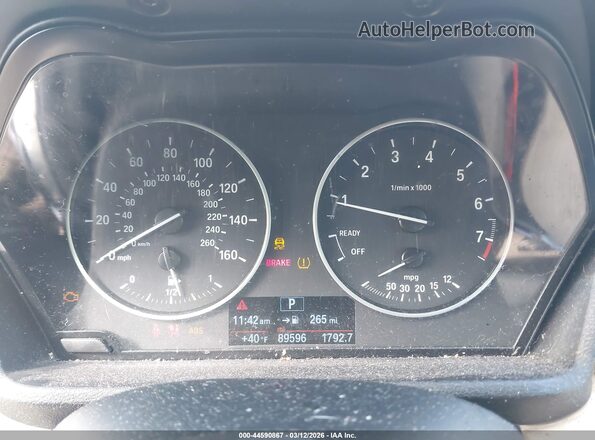 WBXHT3Z39H4A54335 2017 BMW X1 Gray Widok tylnych siedzeń