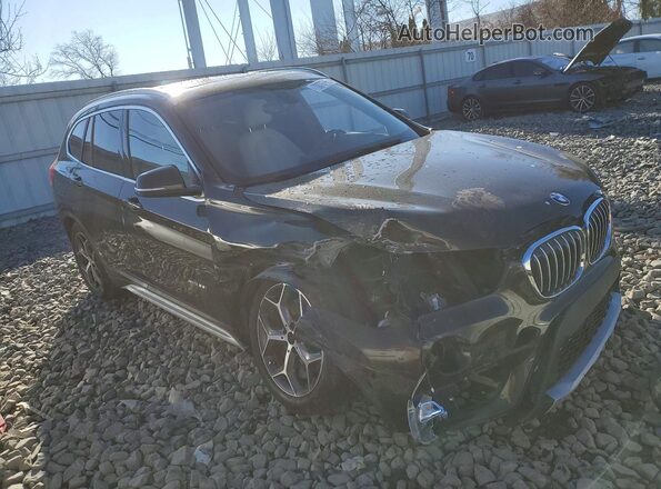 WBXHU7C33H5H33993 2017 BMW X1 Green Przód prawy