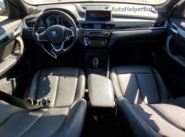 WBXJG7C00M3M74252 2021 BMW X1 Silver 