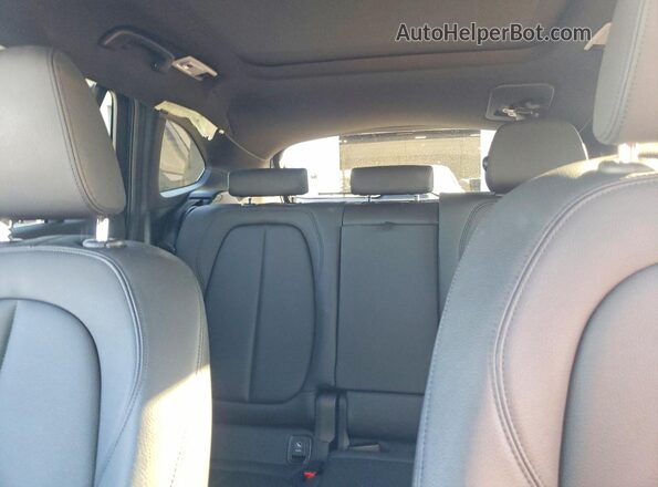 WBXJG7C06M5S28259 2021 BMW X1 Gray უკანა სავარძლების ხედი