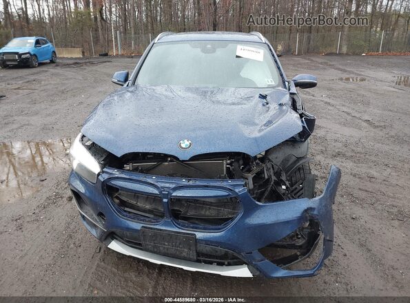 WBXJG9C08N5V17446 2022 BMW X1 Blue Widok wnętrza z tyłu