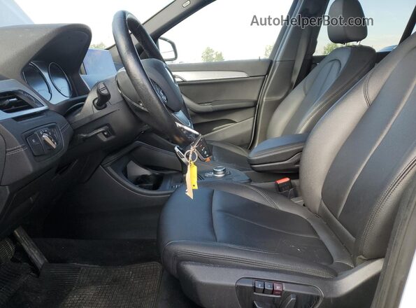 WBXJG9C0XM5S54665 2021 BMW X1 White 