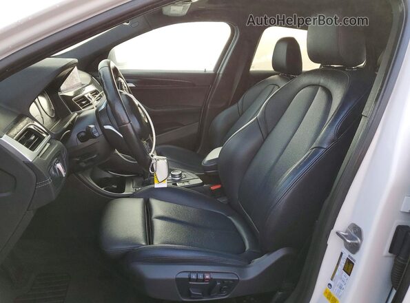 WBXYH9C00L5P96089 2020 BMW X2 White Սալոնի դիմացի տեսք
