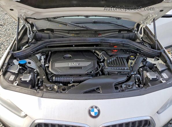 WBXYH9C00L5P96089 2020 BMW X2 White Սալոնի հետևի տեսք