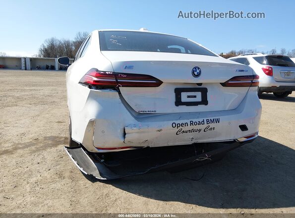 WBY13HG00SCT75368 2025 BMW OTHER Белый Вид спереди