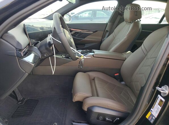 WBY13HG03SCT64378 2025 BMW OTHER Черный Вид салона спереди