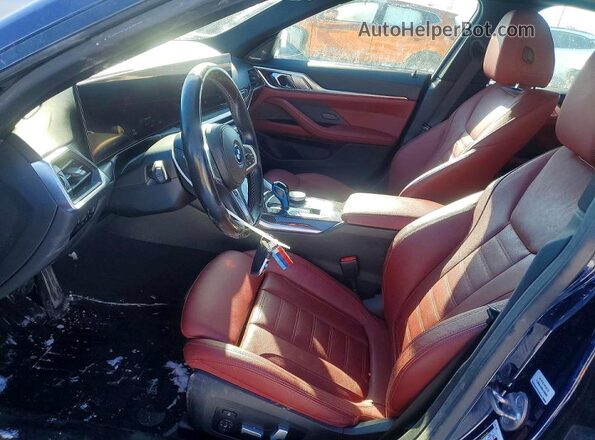 WBY33AW05NFM60680 2022 BMW I4 Blue Vista interior delantera