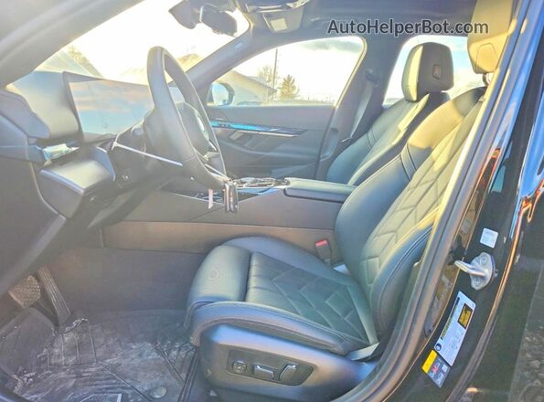 WBY33FK0XRCR83204 2024 BMW OTHER Black წინა სალონის ხედი