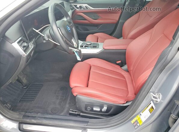 WBY43AW07PFP98069 2023 BMW I4 Silver Вид салону спереду